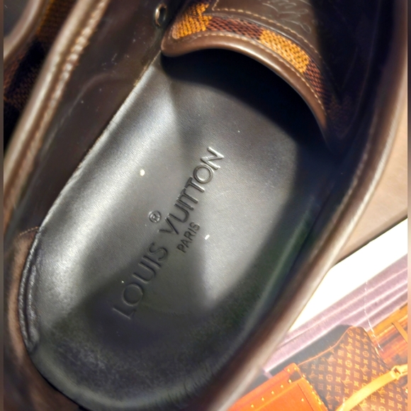 Louis Vuitton Men's US 9 Damier Graphite Punchy Sneaker - Picture 2 of 16